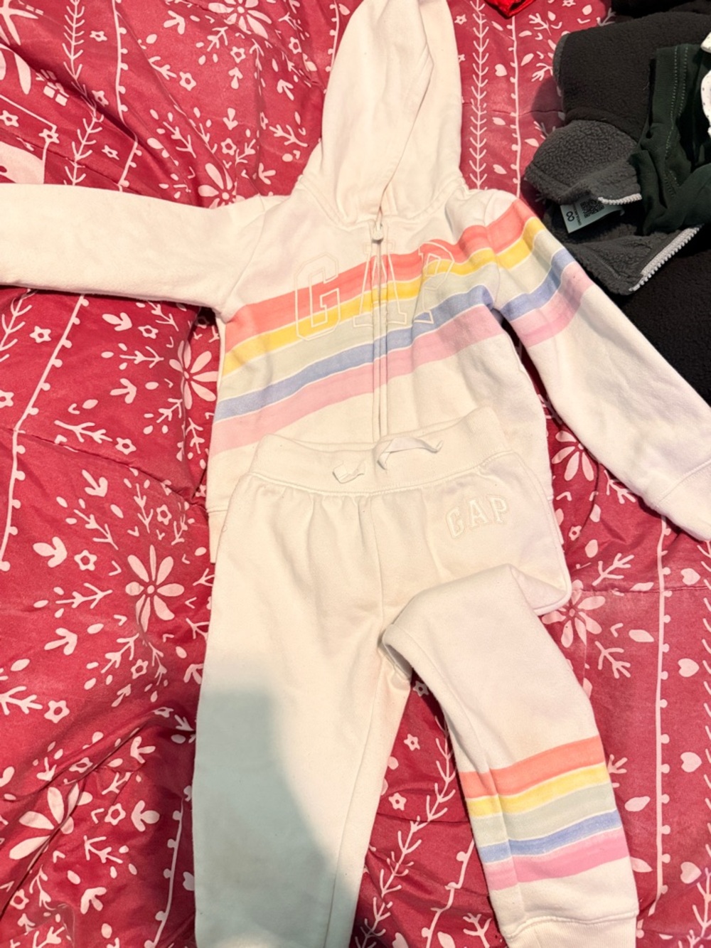 GAP Cream Fleece Hoodie & Joggers Set